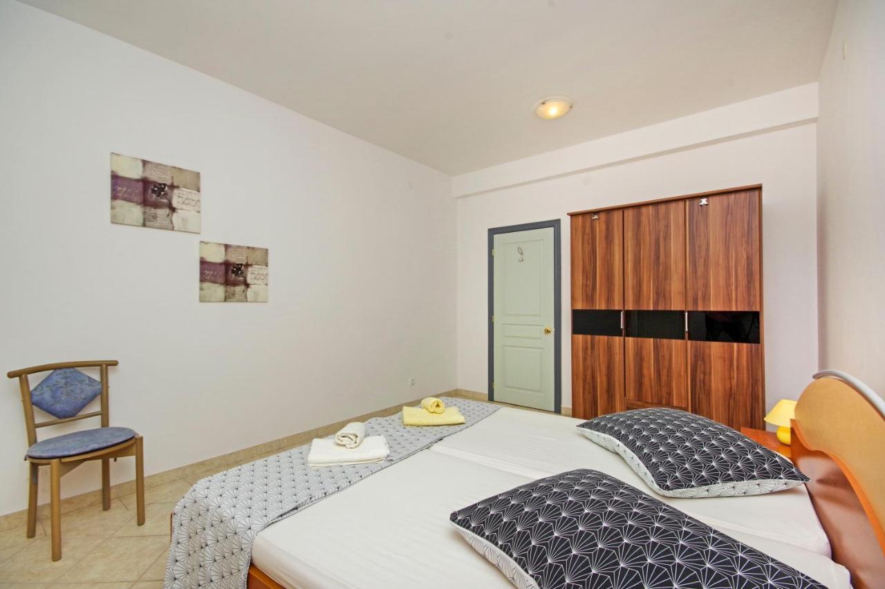 Matanovi Dvori Md Apartments Makarska Exteriör bild