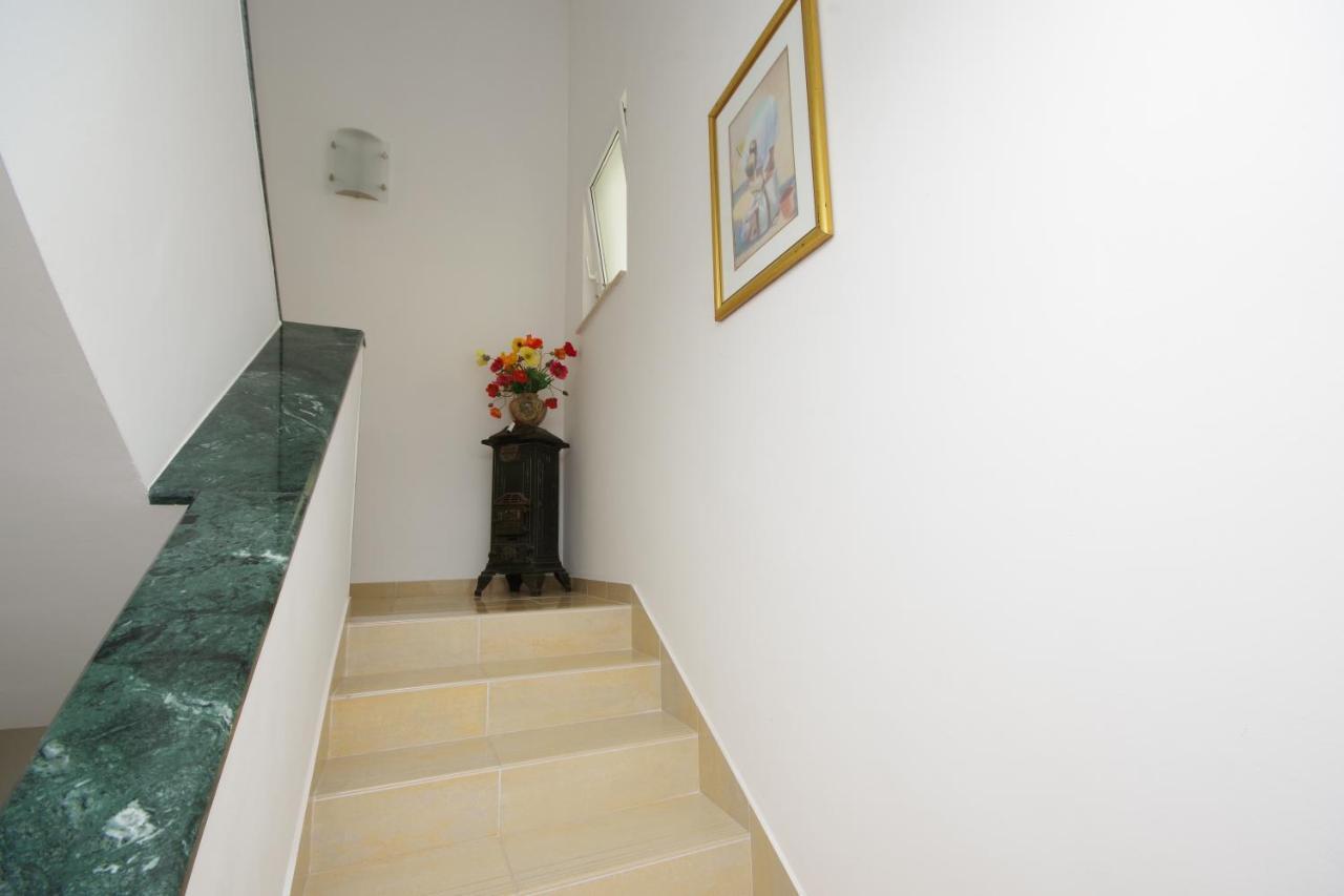 Matanovi Dvori Md Apartments Makarska Exteriör bild